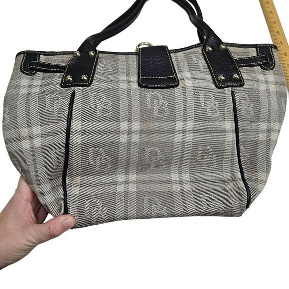 Dooney & Bourke vintage Plaid Canvas Leather Shoulder Bag black white Clip - Picture 2 of 15